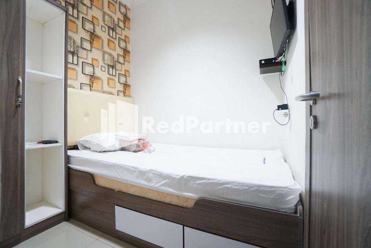 Eascot Hotel Mitra Reddoorz 雅加达 外观 照片